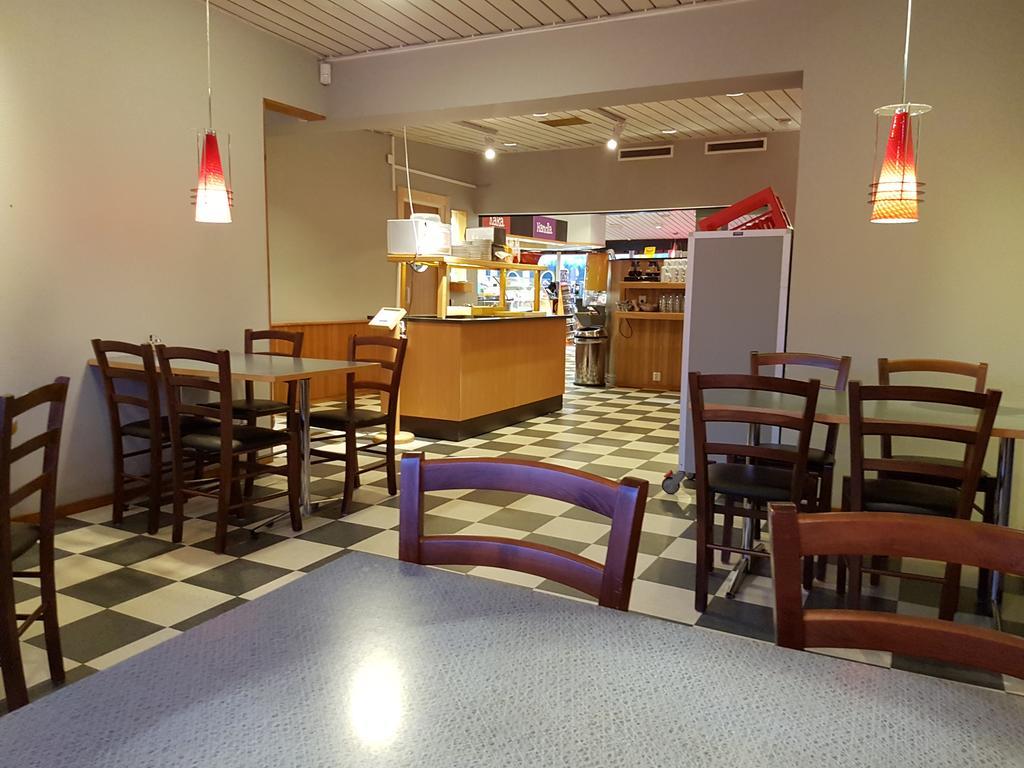 Hotel Rastpunkt Laxå Extérieur photo