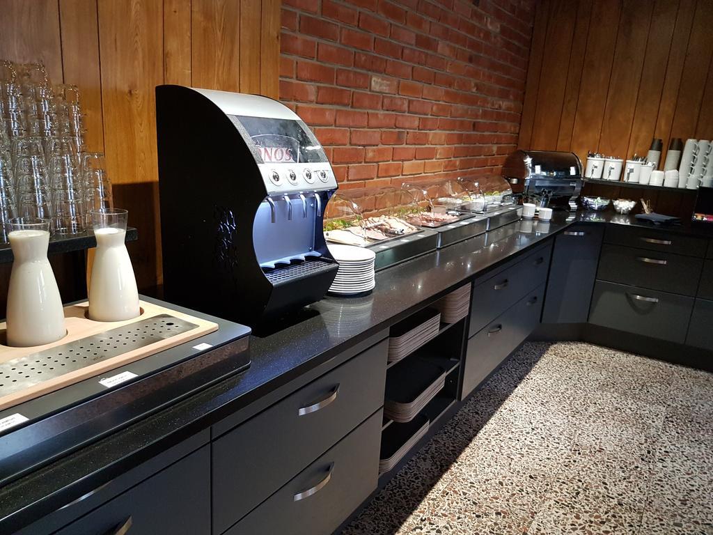 Hotel Rastpunkt Laxå Extérieur photo