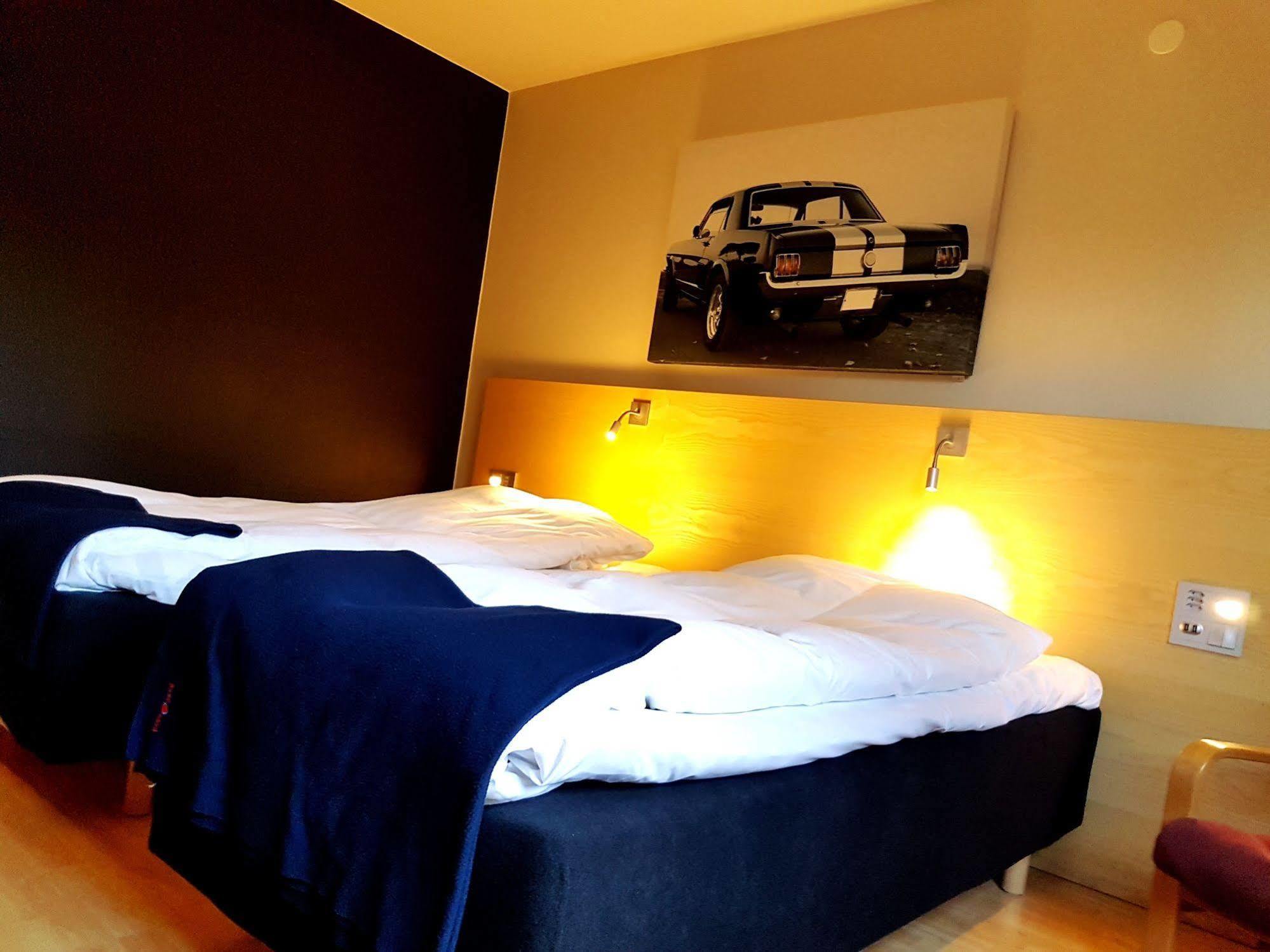 Hotel Rastpunkt Laxå Extérieur photo