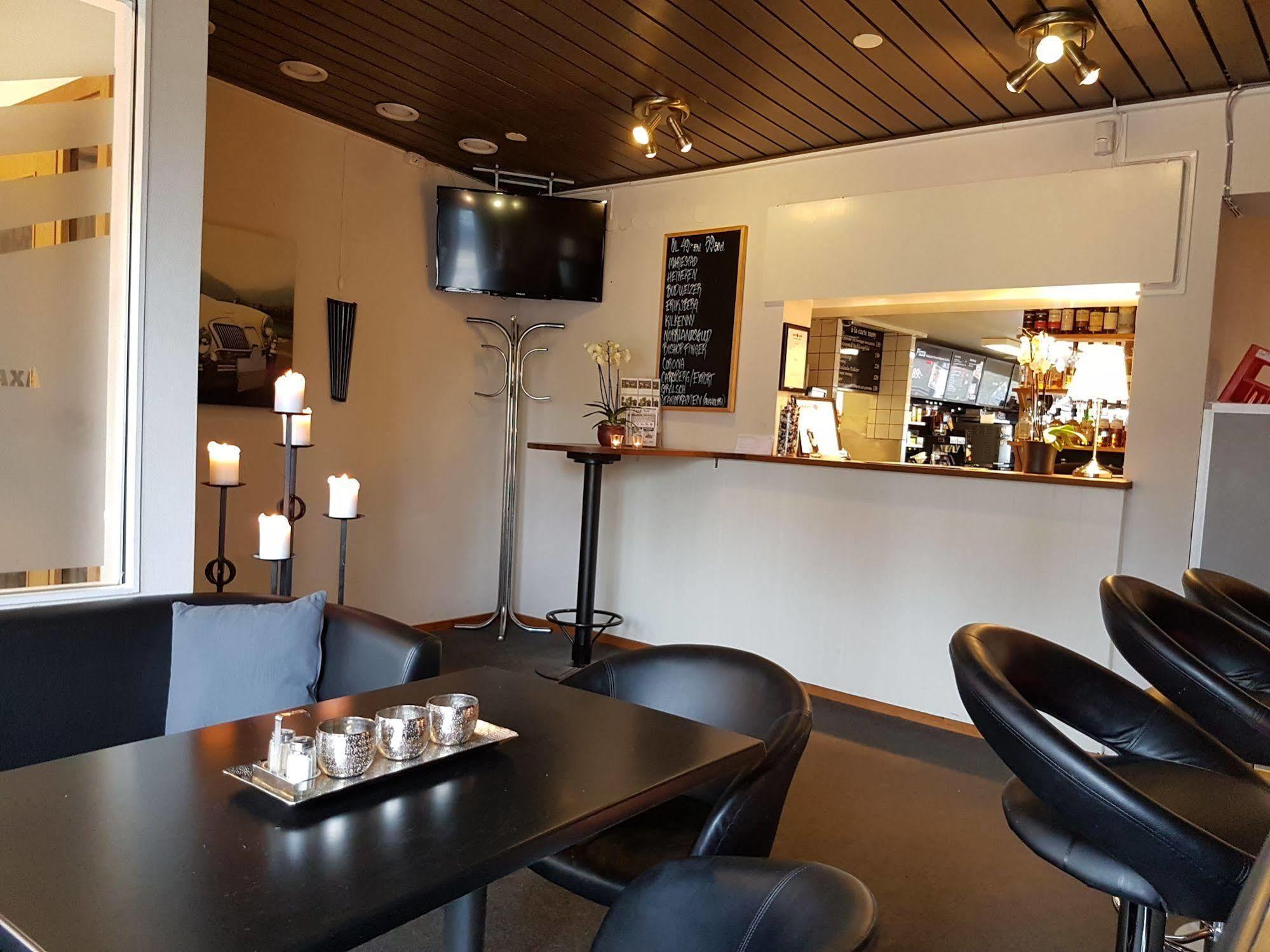 Hotel Rastpunkt Laxå Extérieur photo