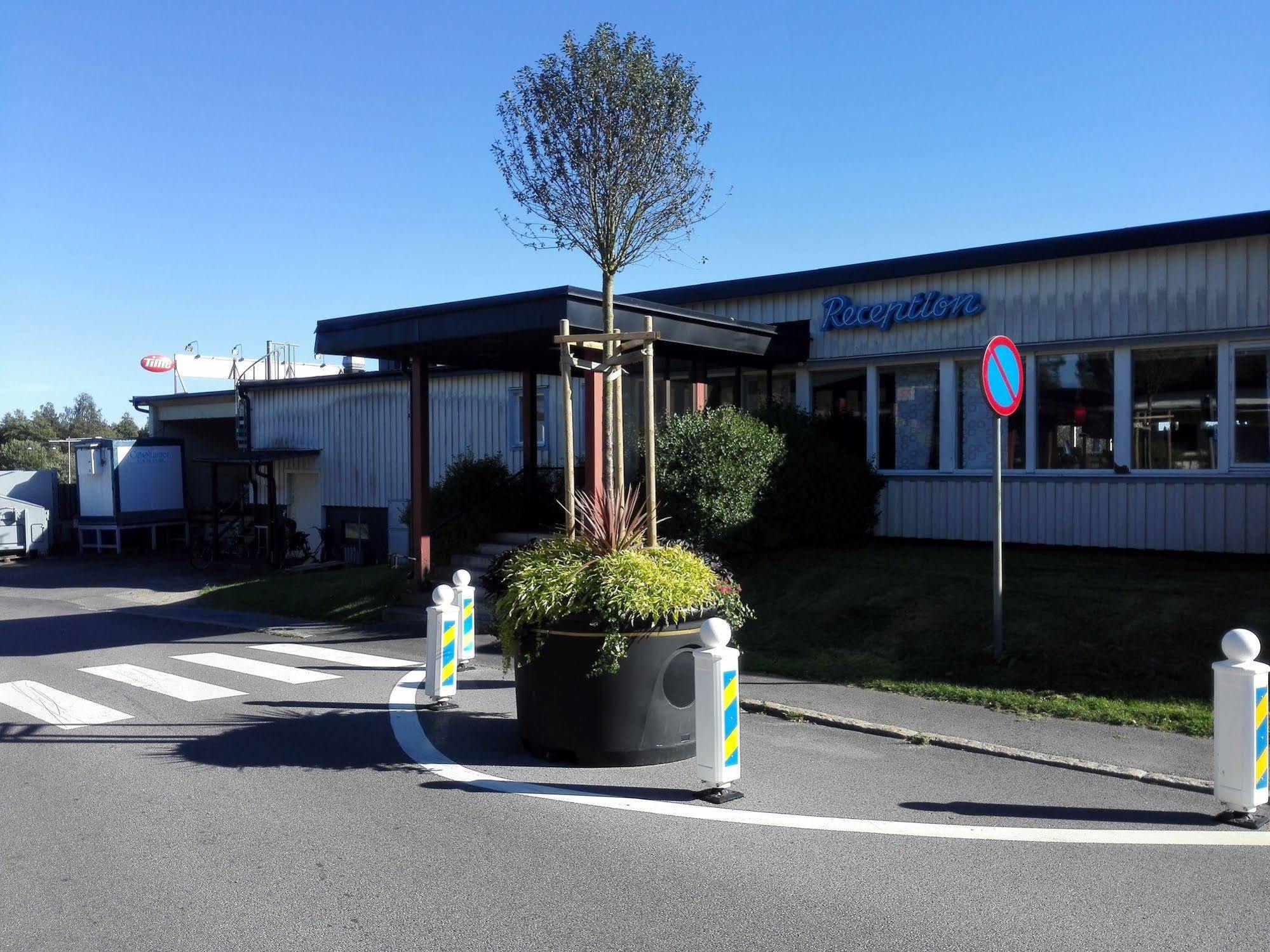 Hotel Rastpunkt Laxå Extérieur photo